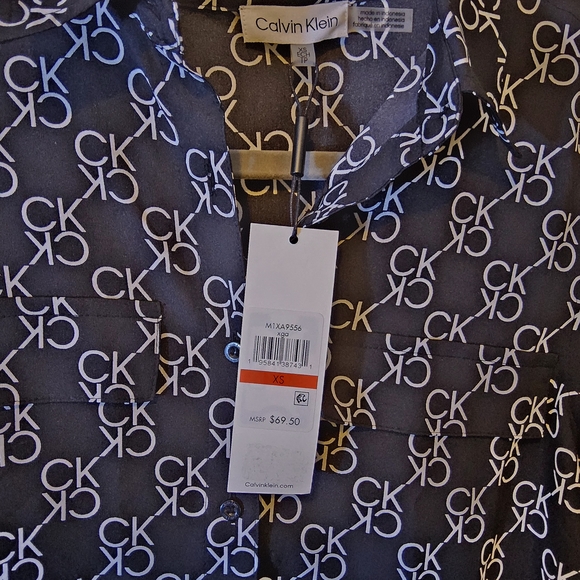 NWT Size XS Calvin Klein Black and White Logo Button Down Shirt - Picture 10 of 10